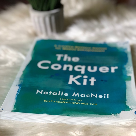 Other - Book 📚 The conquer kit